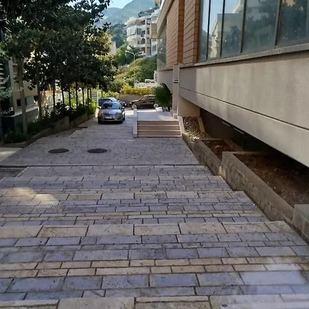 Comfortable Apartment, Stunning Views *