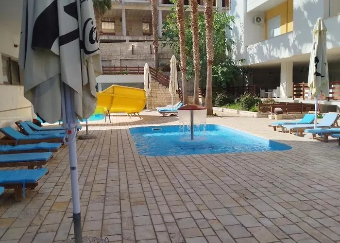 Comfortable Apartment, Stunning Views Appartamento Vlorë